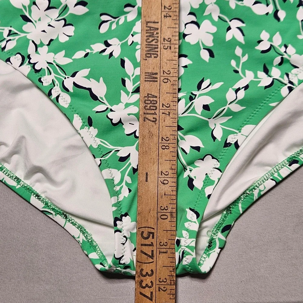 Draper James Lands End Swimsuit Womens 26W Green Floral Smocked One Piece NWT
